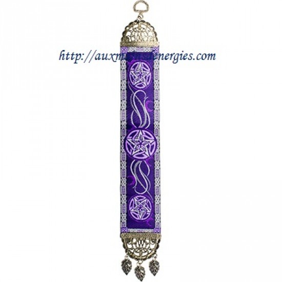 SIGNET ELEGANT IN CARPET AND MAY BE SUSPENDED AS DECORATION - EYE PROTECTION AND PENTACLE