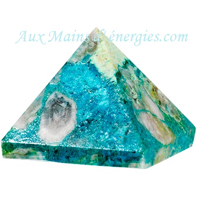 PYRAMIDE-CHRYSOCOLLE 25-30MM